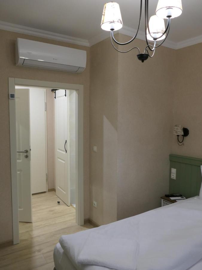 Hotel Mediterraneo Ибс-на-Дунае Экстерьер фото