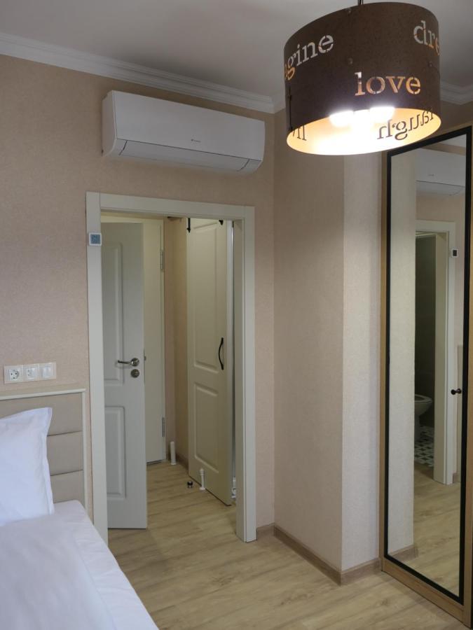 Hotel Mediterraneo Ибс-на-Дунае Экстерьер фото