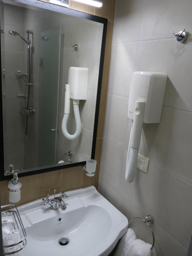 Hotel Mediterraneo Ибс-на-Дунае Экстерьер фото