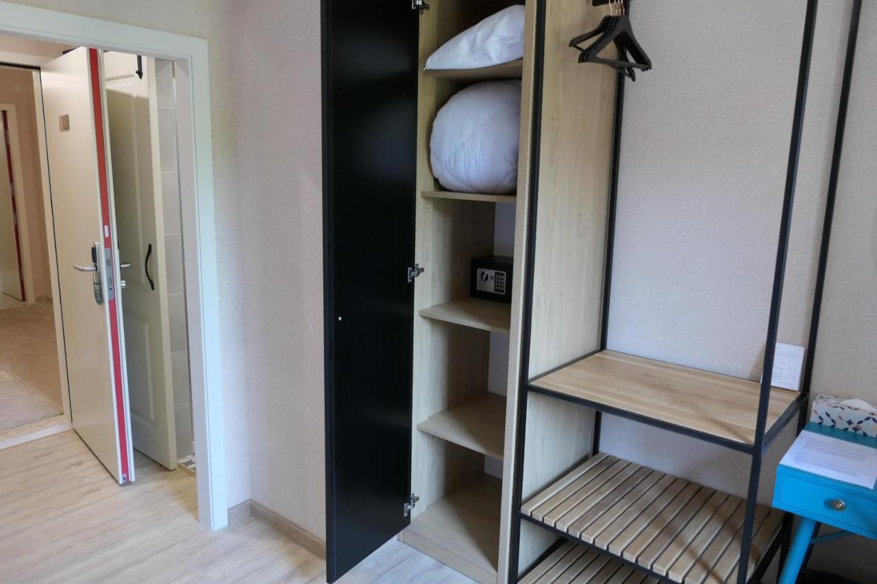 Hotel Mediterraneo Ибс-на-Дунае Экстерьер фото