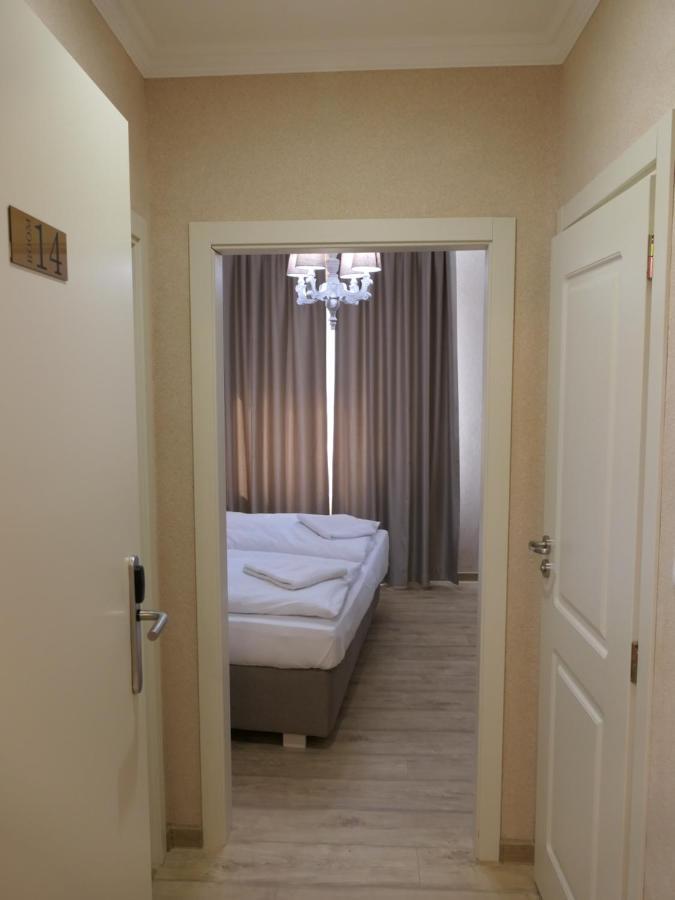 Hotel Mediterraneo Ибс-на-Дунае Экстерьер фото