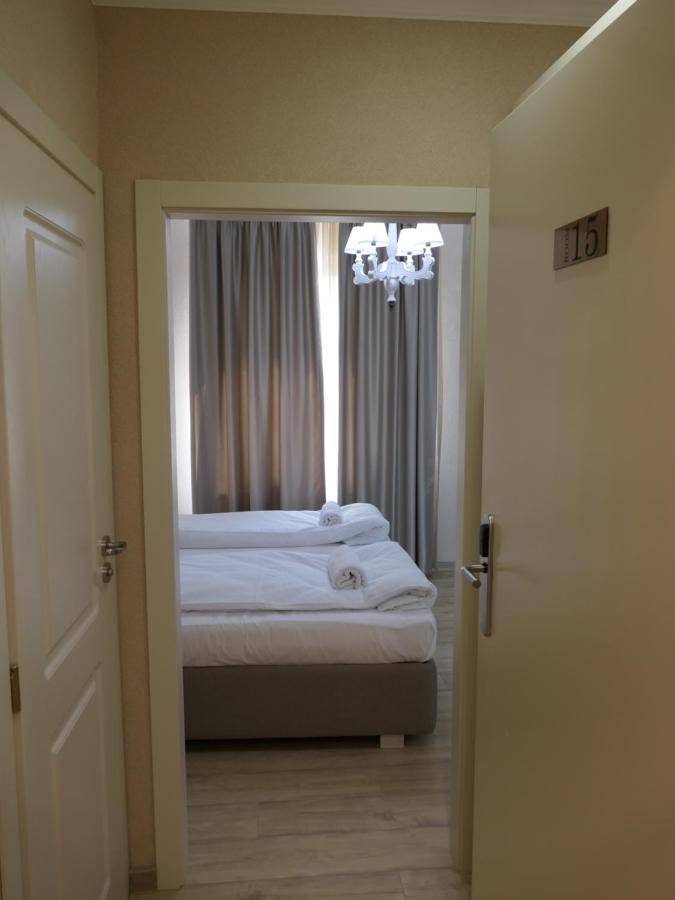 Hotel Mediterraneo Ибс-на-Дунае Экстерьер фото