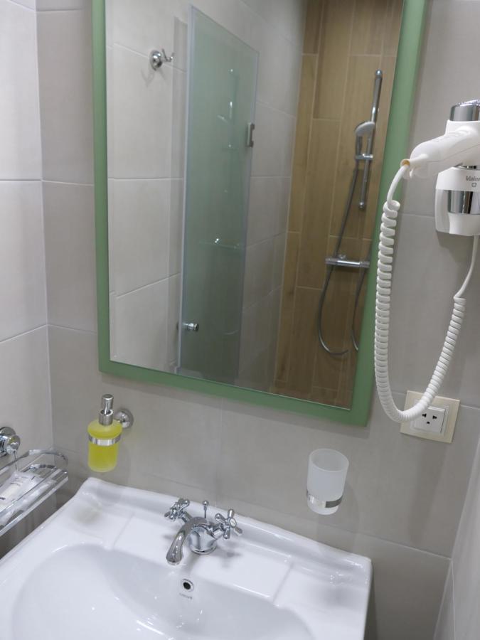 Hotel Mediterraneo Ибс-на-Дунае Экстерьер фото